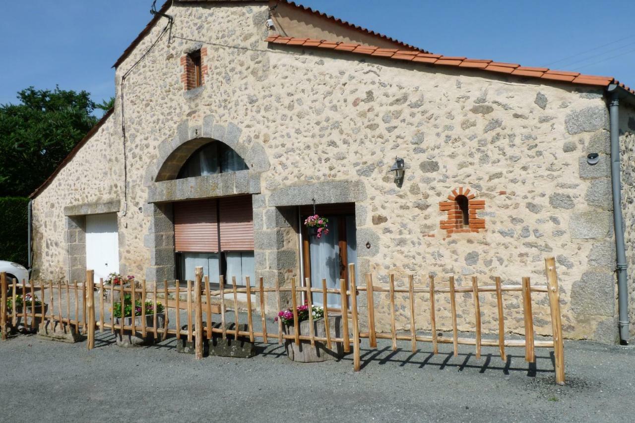 La Grange Aux Oiseaux Hotel Saint-Mesmin  Exterior photo